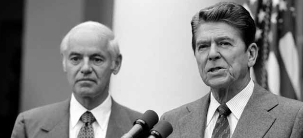 Reagan_air_traffic_controllers_strike.jpg