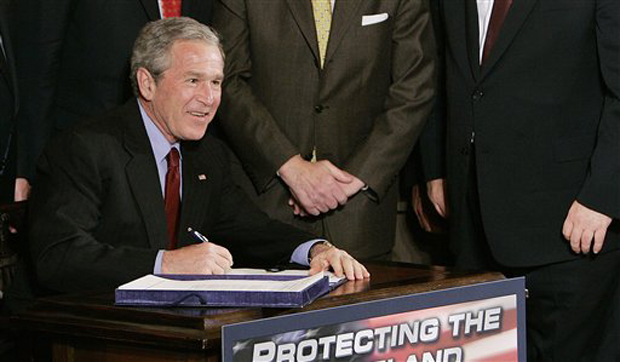 bush_patrio.jpg